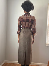 Load image into Gallery viewer, Vintage  Brown Straw Tweed Wool Maxi Skirt(6)
