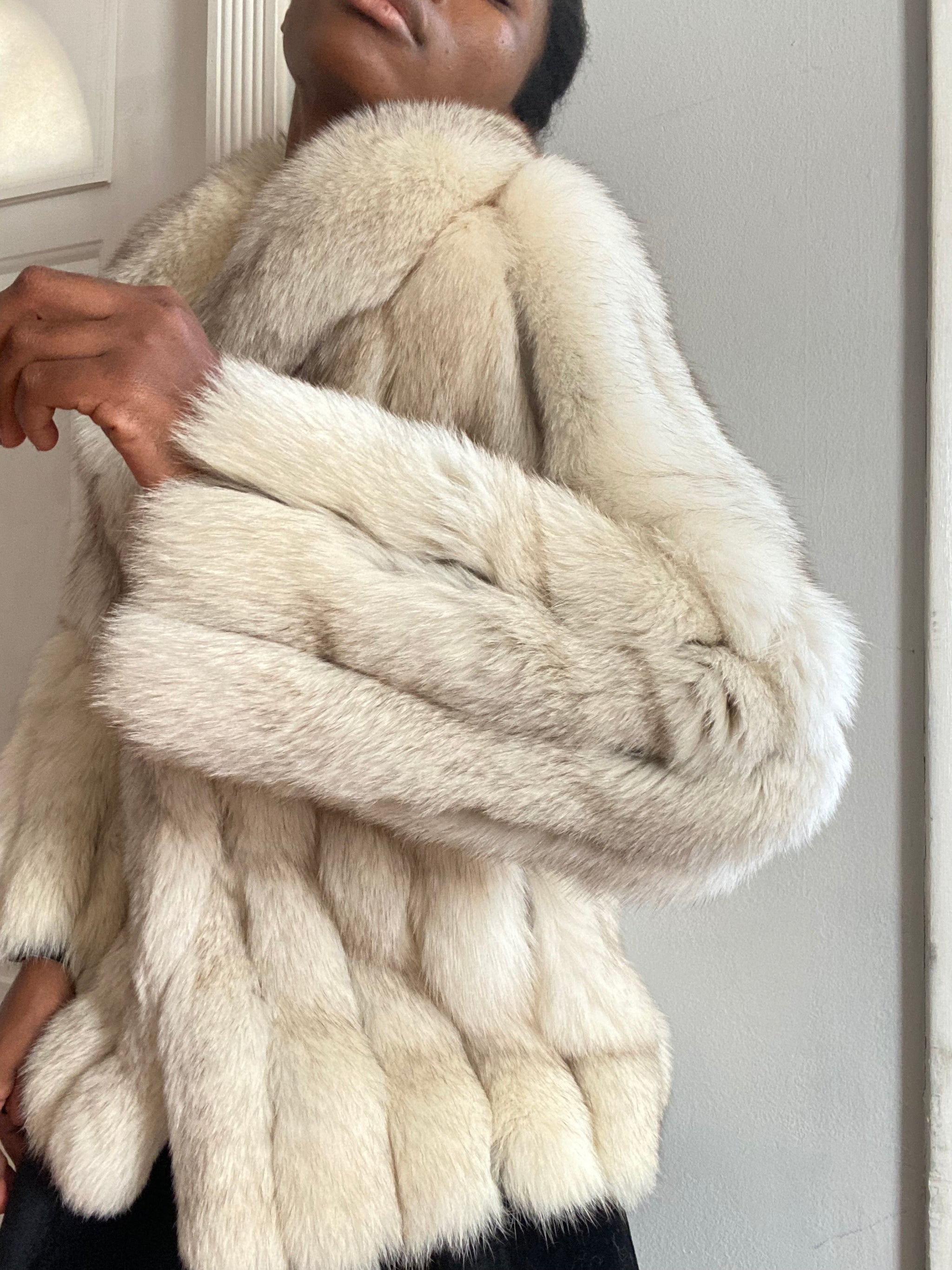 ジャケット・アウター theVirgins cream fur coat cream fur coat & fur bag🐏 昨年販売したファーコートの