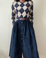 Load image into Gallery viewer, Karen Corduroy Midnight Blue Skirt(M)
