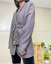 Load image into Gallery viewer, Vintage Lavender Wool Barney’s Blazer(M)
