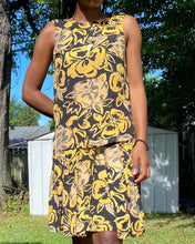 Load image into Gallery viewer, Yellow Floral Patterned Sleeveless Skirt Set

