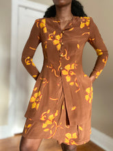 Load image into Gallery viewer, Vintage Oscar Del La Renta Brown Skirt Set(8)
