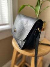 Load image into Gallery viewer, Vintage Authentic Coach Leather Bag

